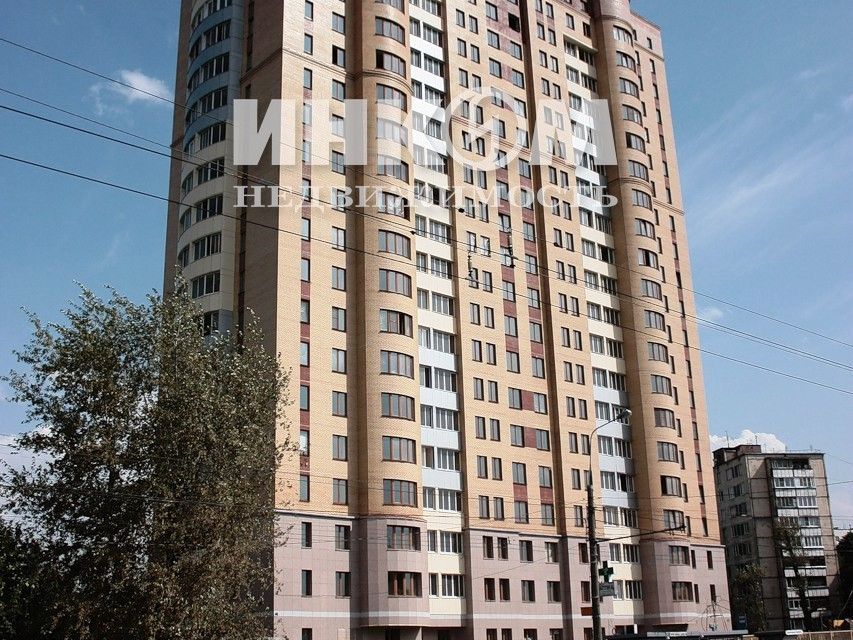 Сдаётся 5-комнатная квартира, 140 м²