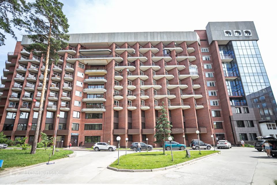 Продаётся 1-комнатная квартира, 42.2 м²