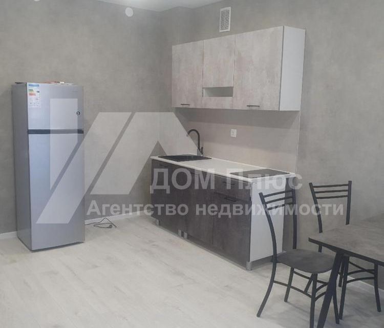Сдаётся 2-комнатная квартира, 63.9 м²