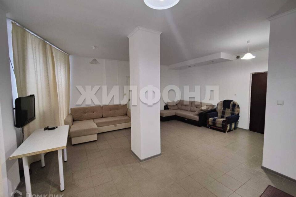 Продаётся 2-комнатная квартира, 57 м²
