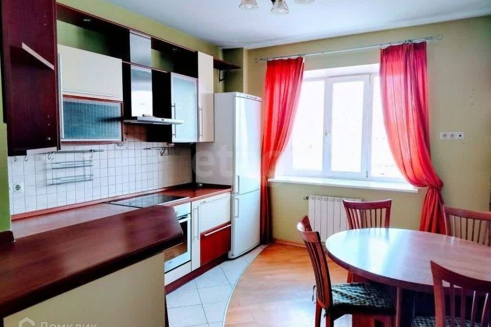 Продаётся 3-комнатная квартира, 85 м²