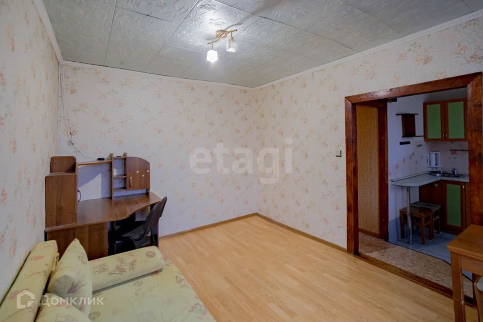 Продаётся 2-комнатная квартира, 42.2 м²