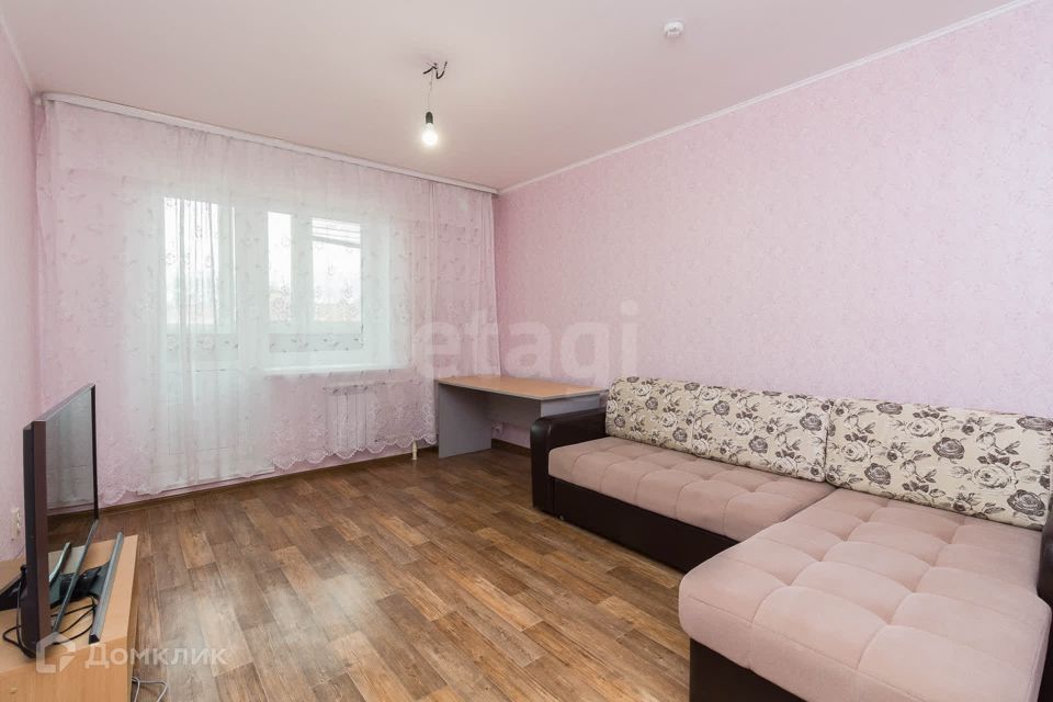 Сдаётся 1-комнатная квартира, 54 м²