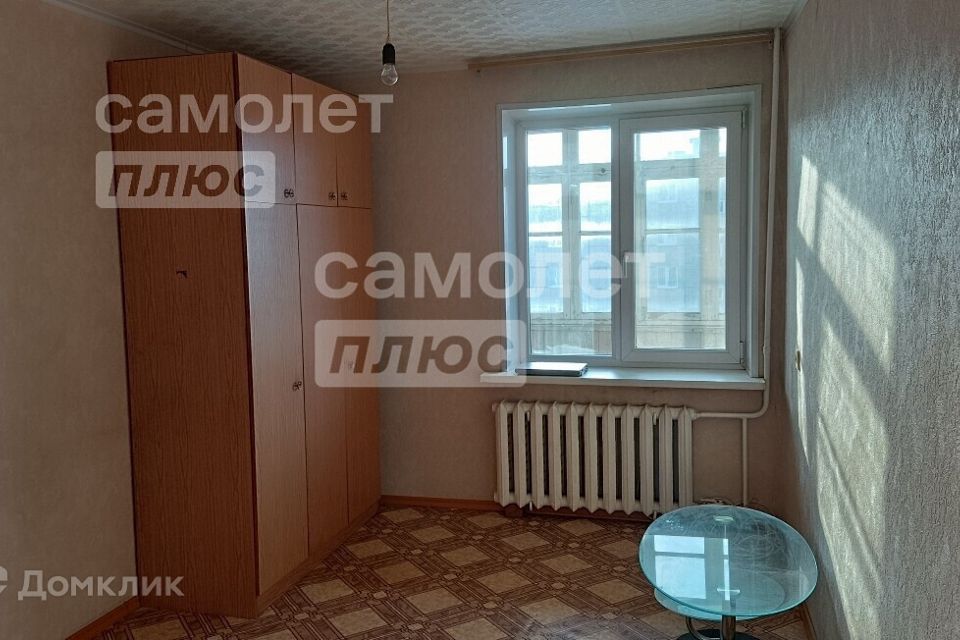 Продаётся 3-комнатная квартира, 57.7 м²
