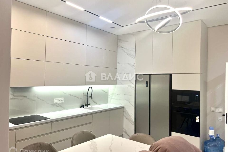 Продаётся 3-комнатная квартира, 85 м²