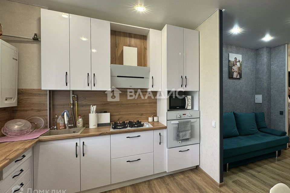 Продаётся 1-комнатная квартира, 48.7 м²