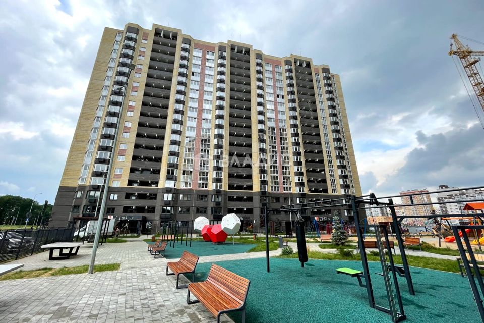 Продаётся 2-комнатная квартира, 62.5 м²