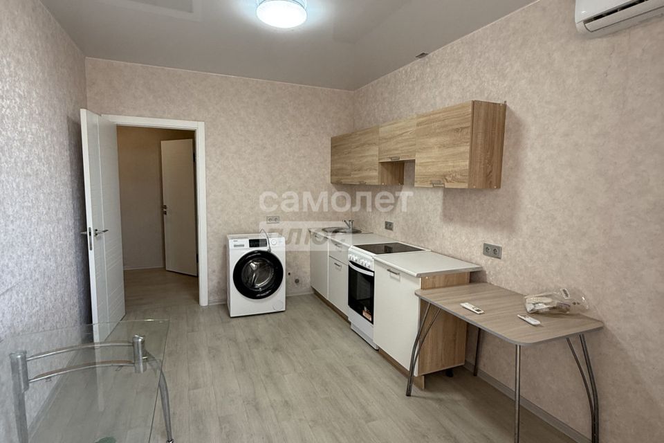 Продаётся 2-комнатная квартира, 65 м²