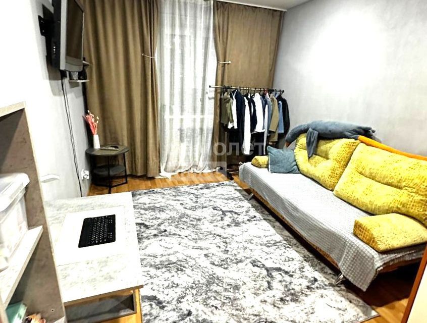 Продаётся 1-комнатная квартира, 35.5 м²