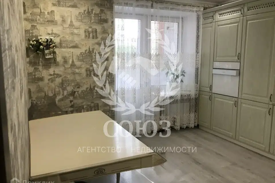 Продаётся 3-комнатная квартира, 103.9 м²