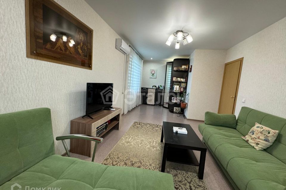 Продаётся 2-комнатная квартира, 60 м²