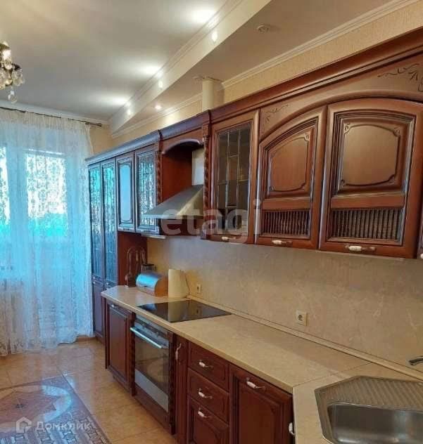 Сдаётся 2-комнатная квартира, 74 м²