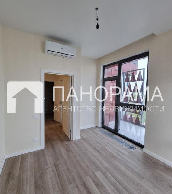 Продаётся 3-комнатная квартира, 52.8 м²