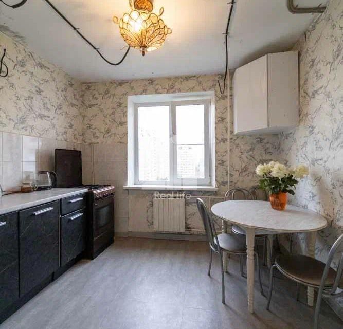 Продаётся 2-комнатная квартира, 49.6 м²