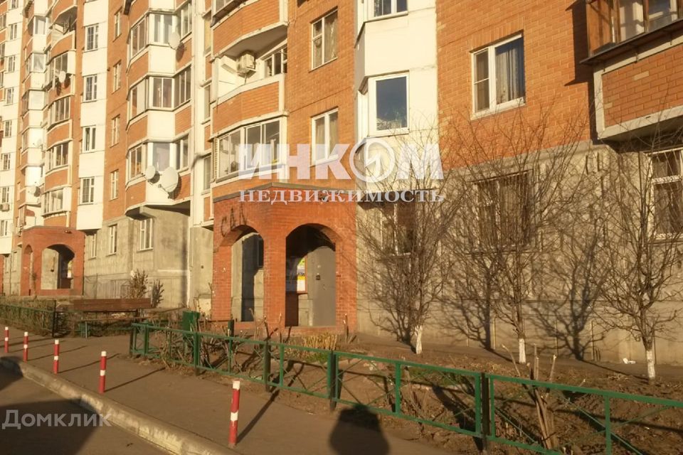 Продаётся 1-комнатная квартира, 37.6 м²