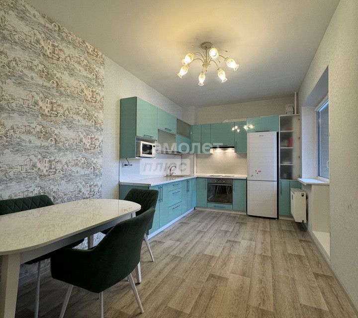 Продаётся 4-комнатная квартира, 99 м²