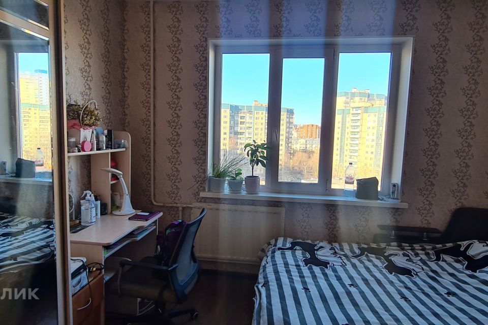 Продаётся комната в 3-комн. квартире, 12 м²