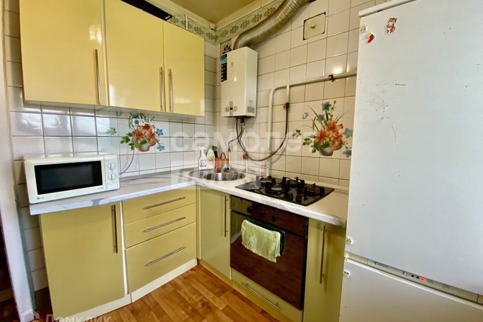 Продаётся 2-комнатная квартира, 43.8 м²