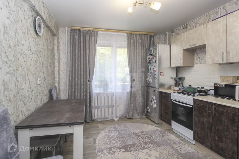 Продаётся 2-комнатная квартира, 50.7 м²
