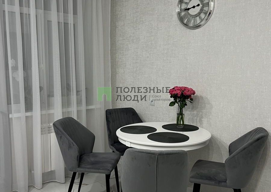 Продаётся 1-комнатная квартира, 38 м²