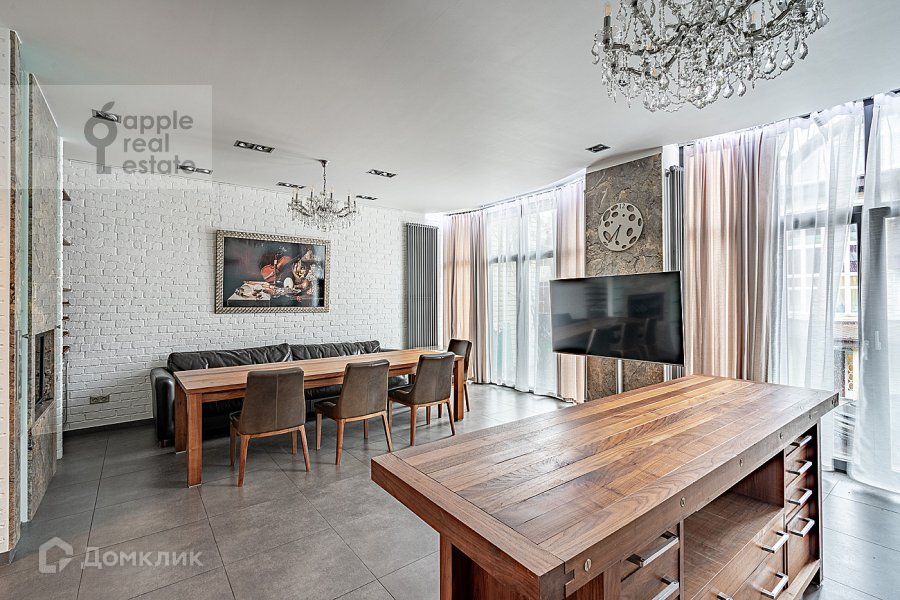 Сдаётся 6-комнатная квартира, 400 м²
