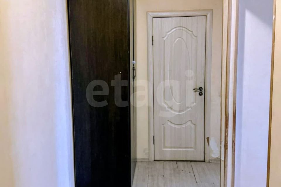 Продаётся 1-комнатная квартира, 43 м²