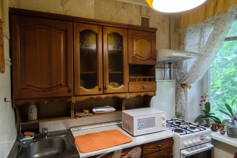 Продаётся 2-комнатная квартира, 42.3 м²