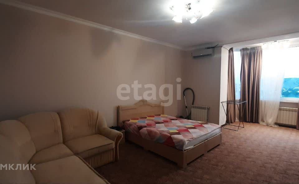 Продаётся 1-комнатная квартира, 46.8 м²
