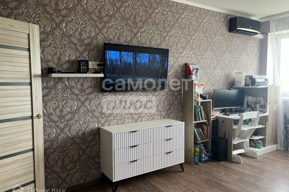 Продаётся 1-комнатная квартира, 43.5 м²