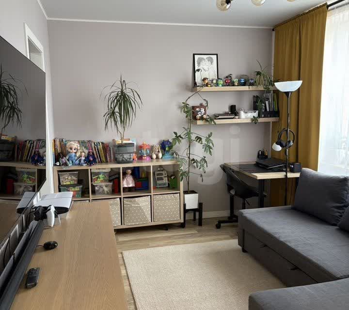 Продаётся 1-комнатная квартира, 39.7 м²
