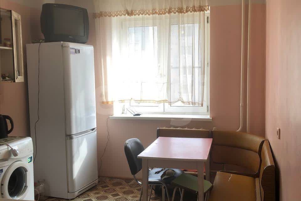 Продаётся 2-комнатная квартира, 65 м²