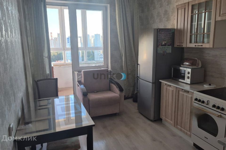 Продаётся 1-комнатная квартира, 42.1 м²