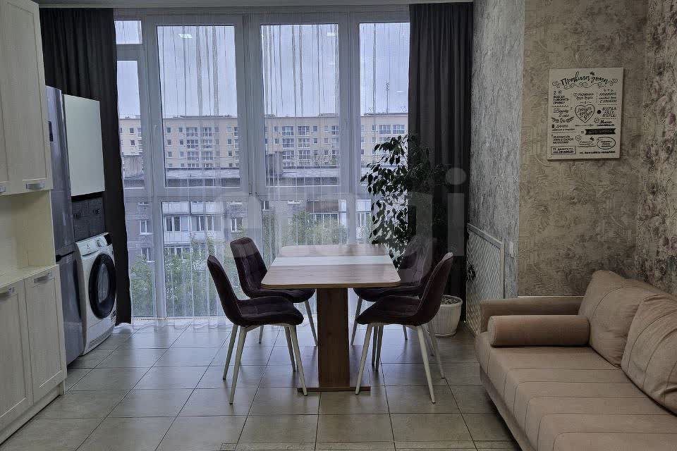 Продаётся 2-комнатная квартира, 71.4 м²