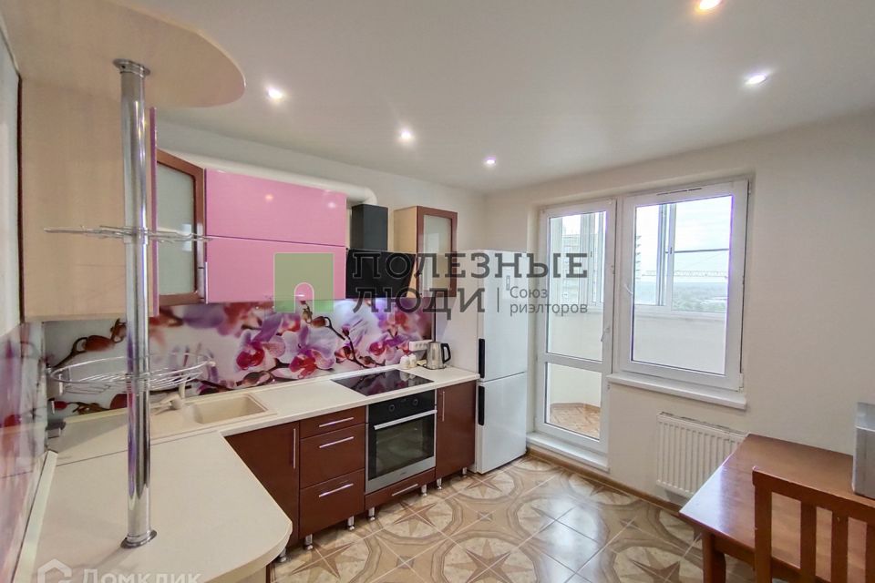 Продаётся 2-комнатная квартира, 60 м²