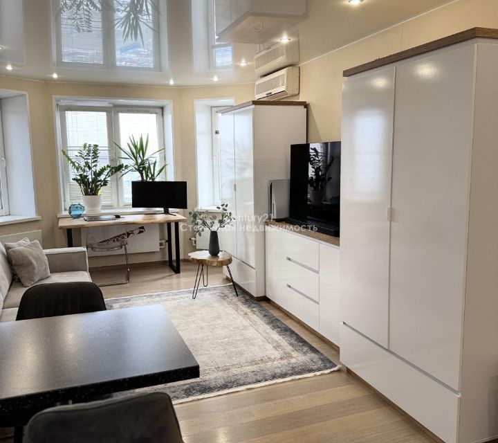 Продаётся 1-комнатная квартира, 42.2 м²