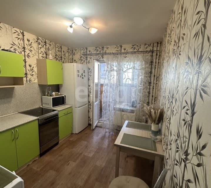 Продаётся 1-комнатная квартира, 37.7 м²