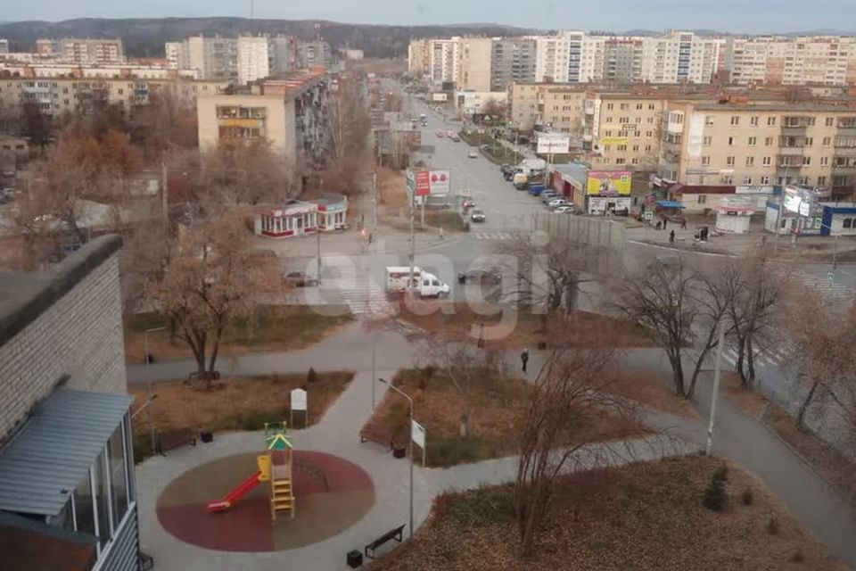 Продаётся 3-комнатная квартира, 54.5 м²