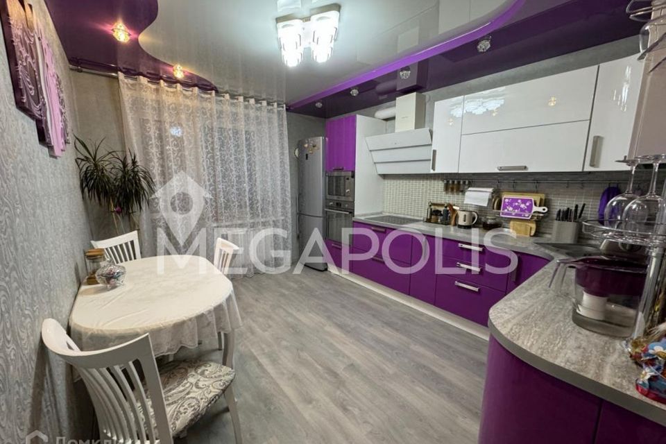 Продаётся 2-комнатная квартира, 61.5 м²
