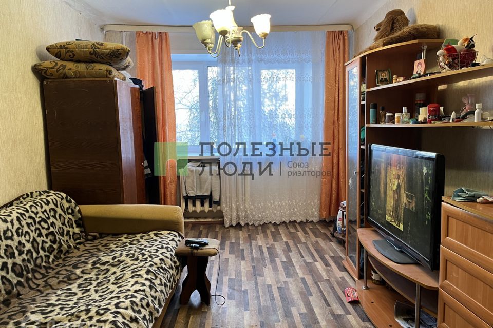 Продаётся комната в 5-комн. квартире, 17.4 м²