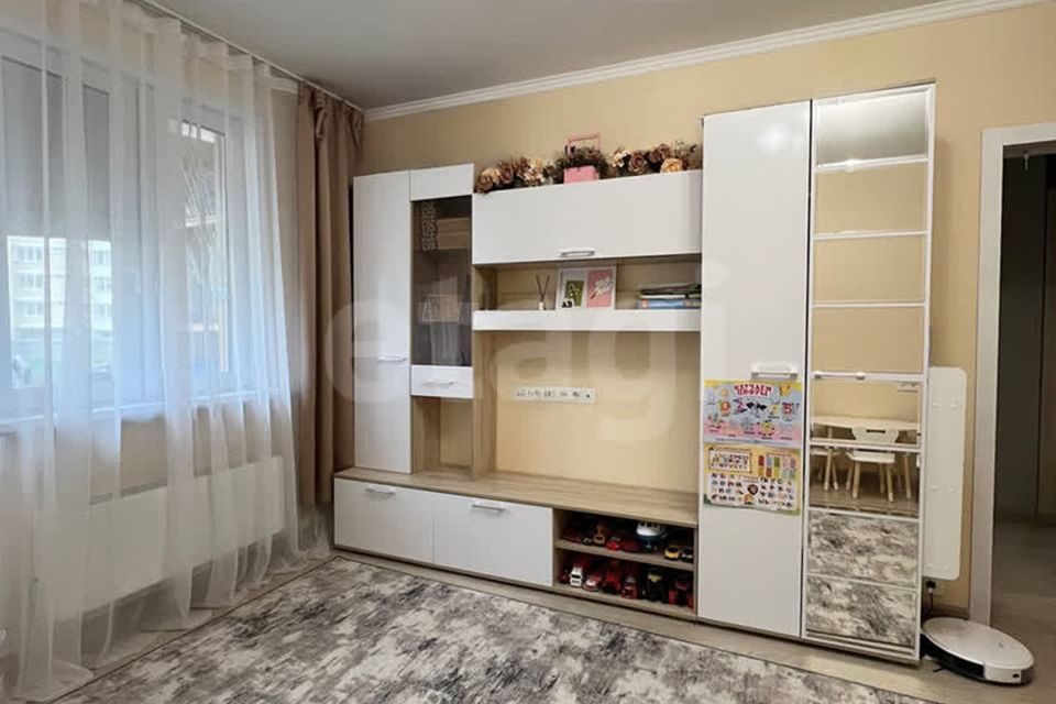 Продаётся 1-комнатная квартира, 38 м²