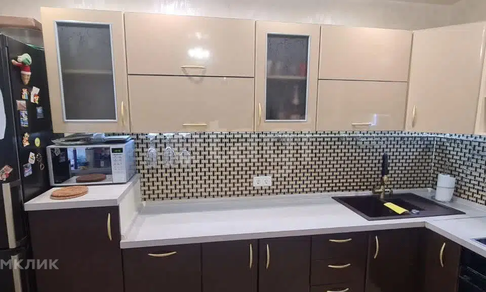 Продаётся 1-комнатная квартира, 53 м²