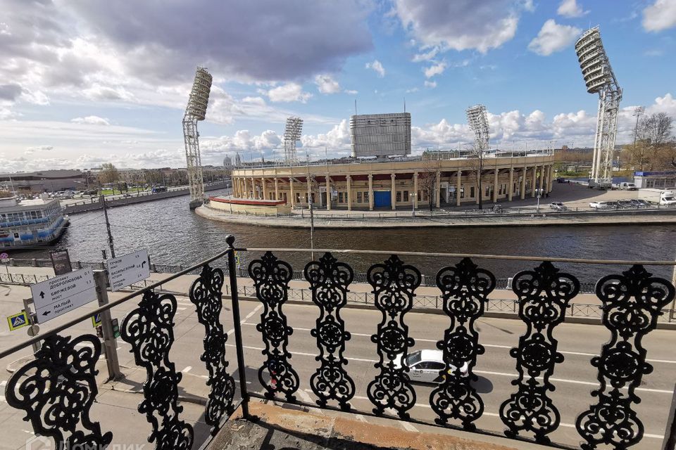Продаётся 5-комнатная квартира, 141.5 м²
