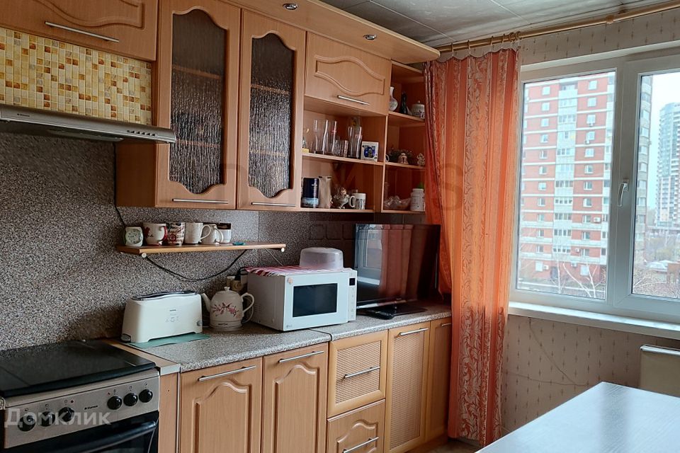 Продаётся 2-комнатная квартира, 65 м²