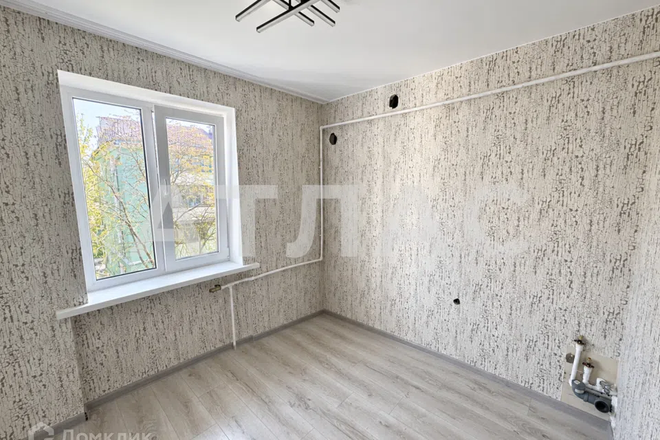 Продаётся 2-комнатная квартира, 42.8 м²