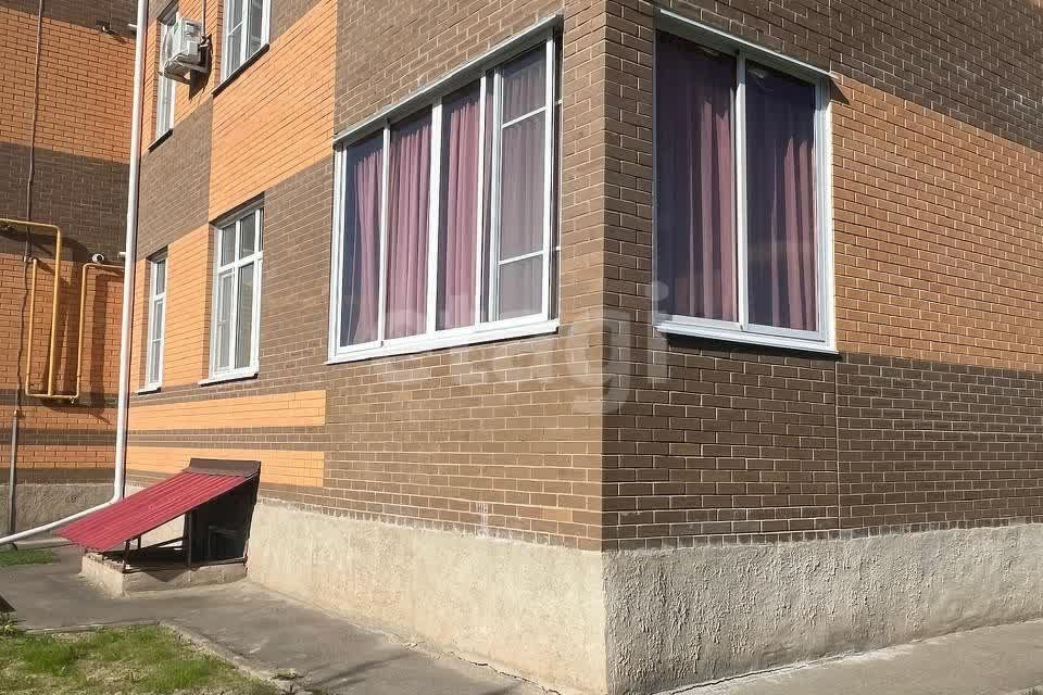 Продаётся 2-комнатная квартира, 60.9 м²