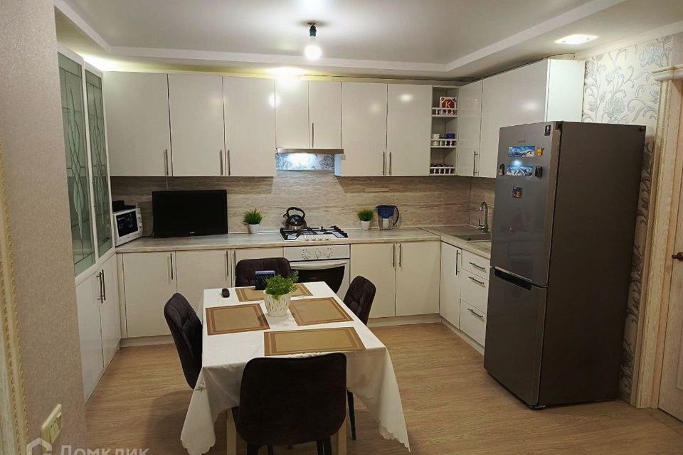 Продаётся 2-комнатная квартира, 62.4 м²