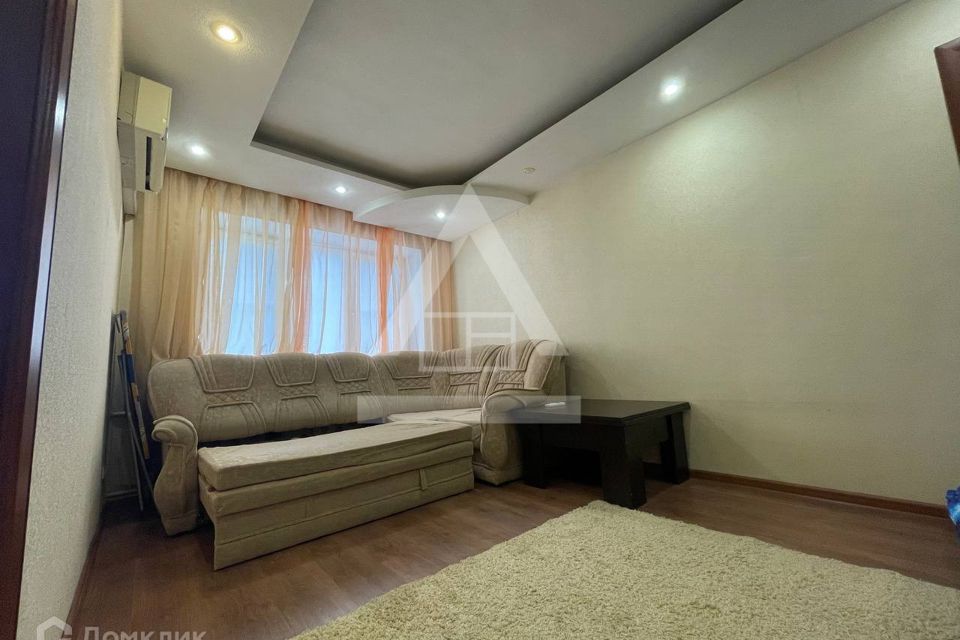 Продаётся 2-комнатная квартира, 40.7 м²