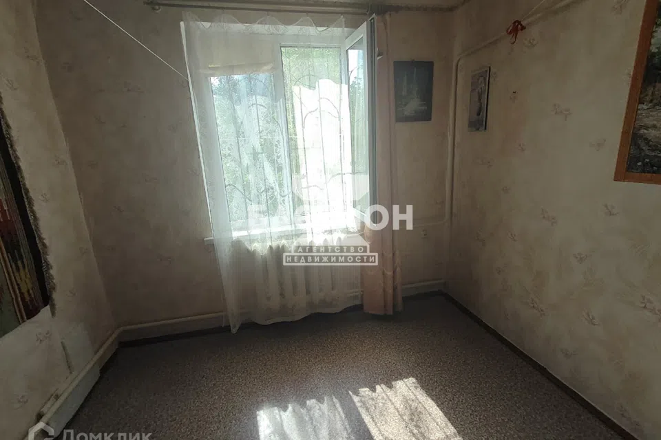 Продаётся 4-комнатная квартира, 75.2 м²