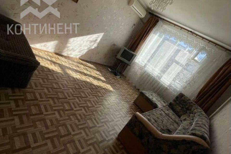 Продаётся 1-комнатная квартира, 41 м²
