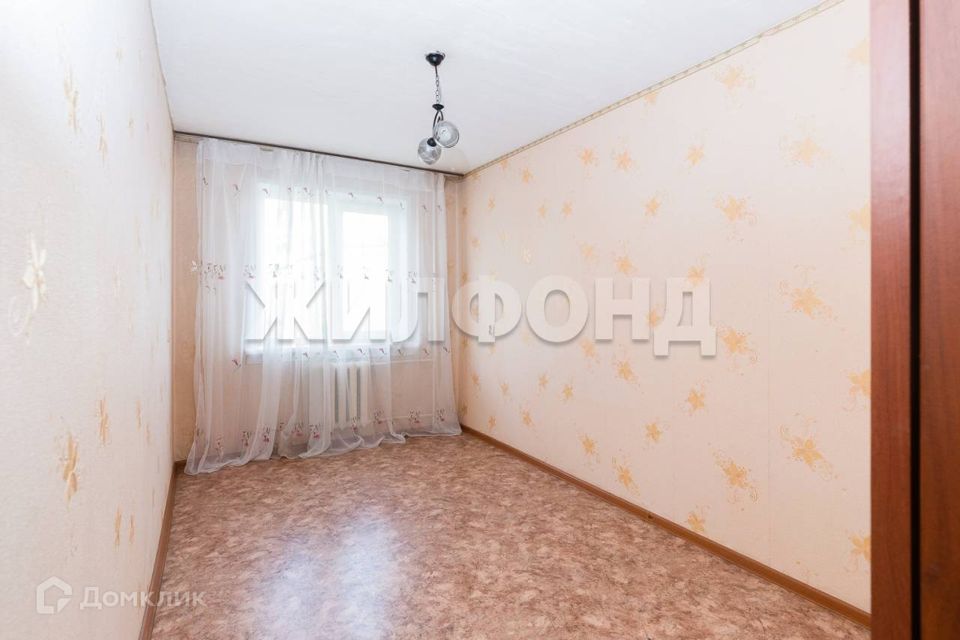 Продаётся 3-комнатная квартира, 57.6 м²